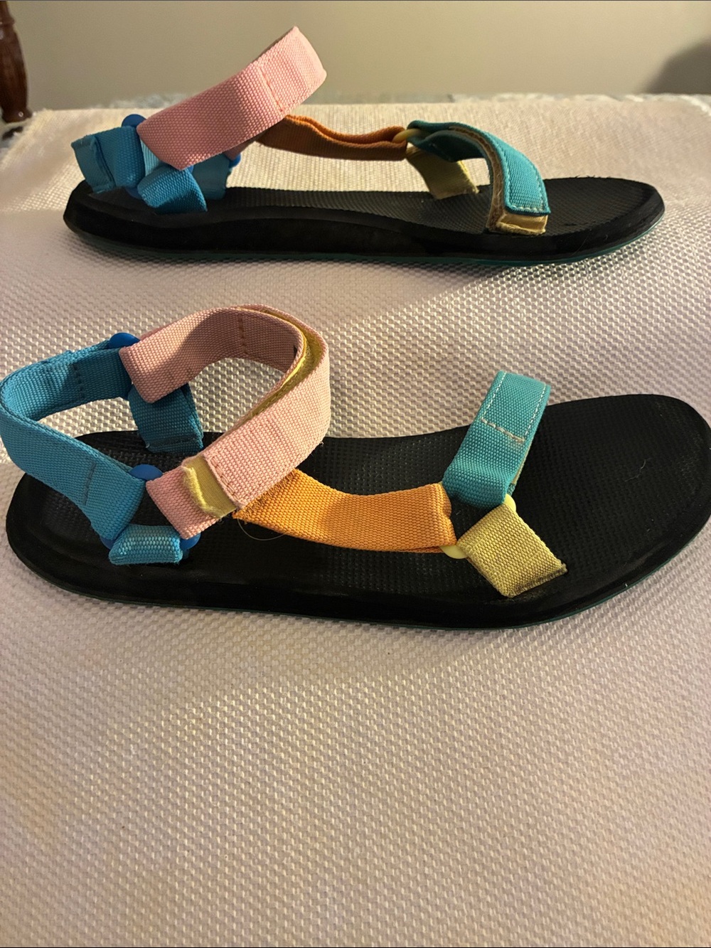 Teva Original Universal 90 multi sandals w/colorful strappy hook-& loop webbing